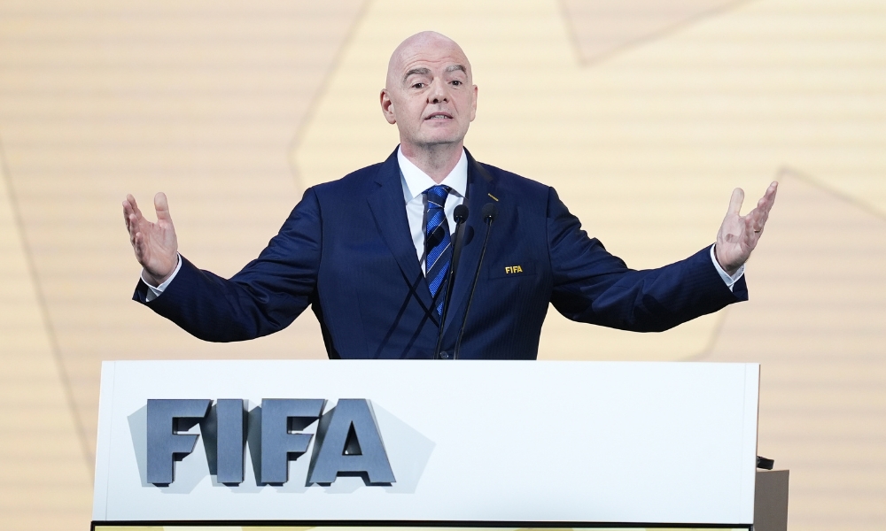 CBA：五连胜稳固第七 青岛国信制药男篮119-107上海久事男篮.